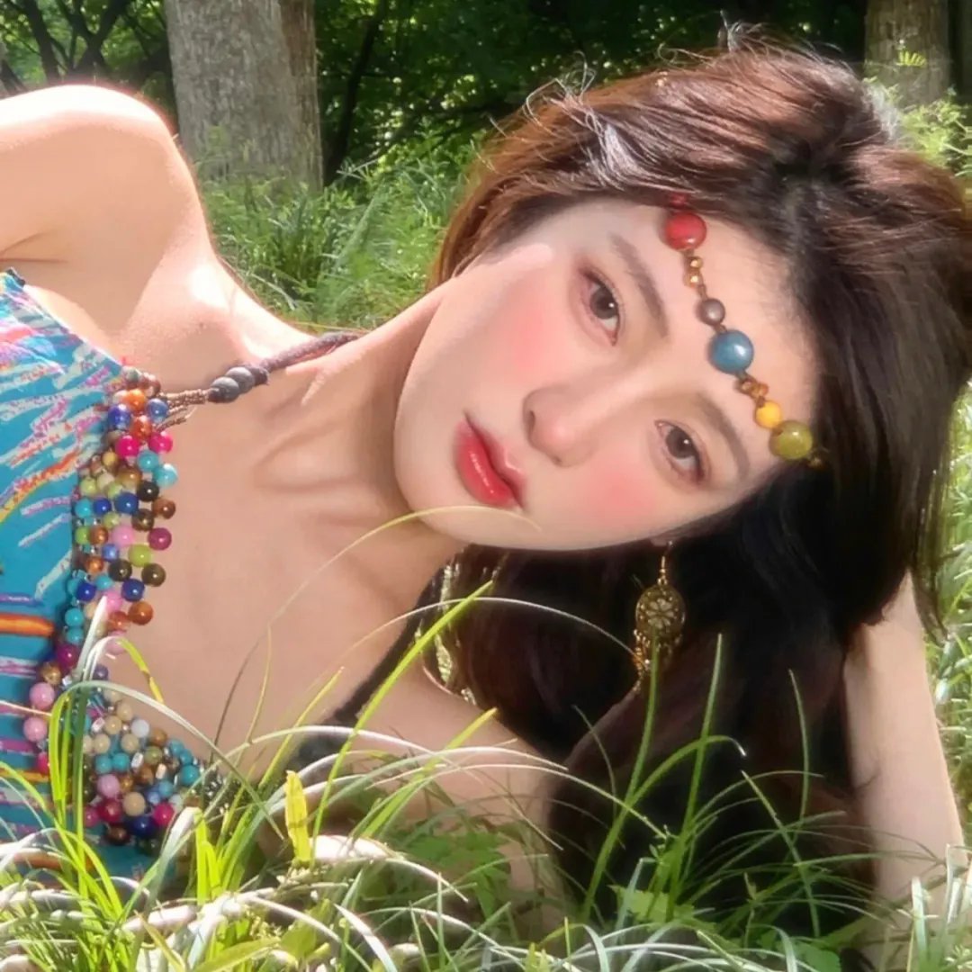 拉美异灵 封面